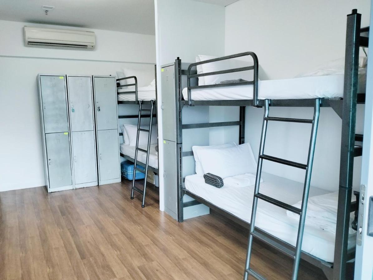Valencia Dorm At Mercu Summer Suites Klcc Kuala Lumpur Room photo